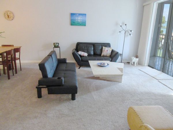 Great Condo Overlooking Estero Bay, Short Walk to Beach