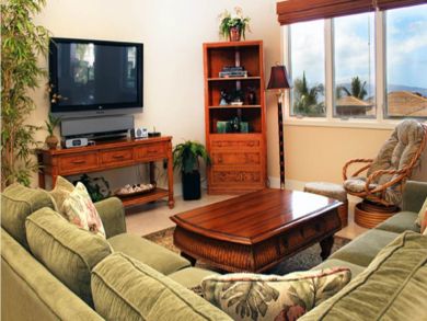 Living room with flat screen TV