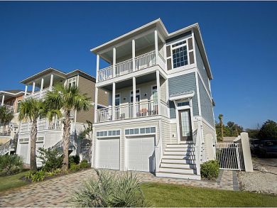 Luxury 5 Bedroom Home with Private Pool and Golf Cart