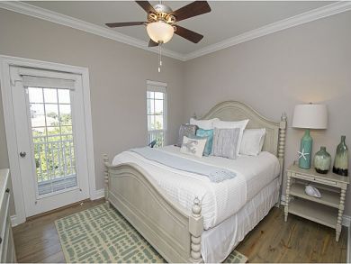 Luxury 5 Bedroom Home with Private Pool and Golf Cart