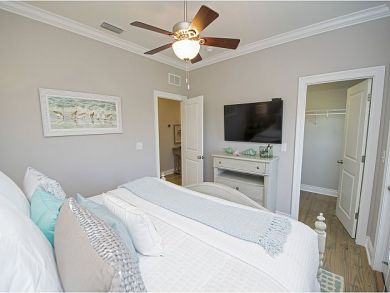 Luxury 5 Bedroom Home with Private Pool and Golf Cart