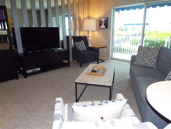 Beachside Condo on Longboat Key 2 Bedrooms Sleeps 6