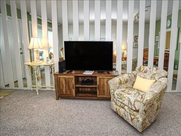 LONGBOAT KEY 1 BEDROOM CONDO ON THE BEACH
