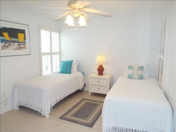 Beach Condo on Longboat Key Florida Walk out to Beach