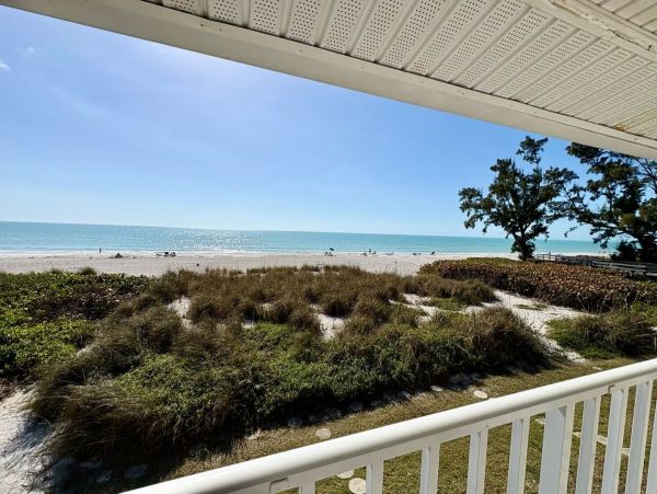 Longboat Key Vacation Rental 2 Bedroom Beach Condo