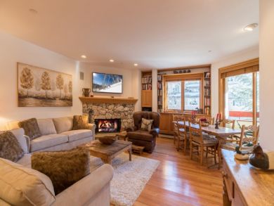 Two Bedroom Ski In Ski Out Condo - Sleeps 8 Guests