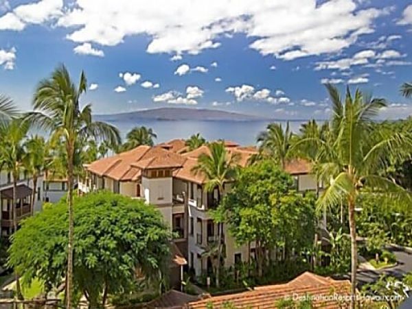 Penthouse  luxury Four Bedroom Vacation Residence.