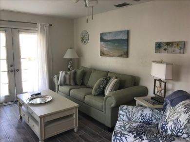 Bradenton Beach 2 Bedroom Vacation Rental Close to Beach
