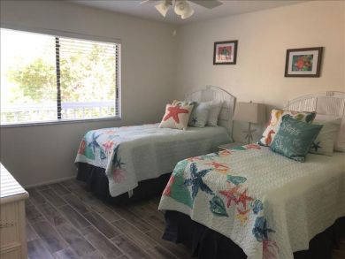 Bradenton Beach 2 Bedroom Vacation Rental Close to Beach