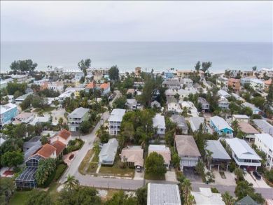 Bradenton Beach 2 Bedroom Vacation Rental Close to Beach