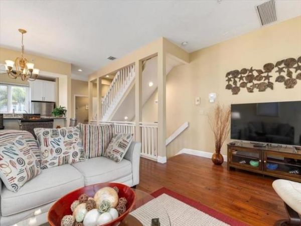 Longboat Key Vacation Townhome Two Bedrooms Sleeps Five