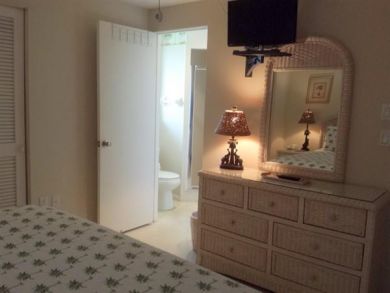 Anna Maria Island Holmes Beach Home 907170