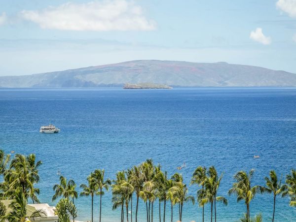 Two Bedroom Penthouse Condo Vacation Rental On Maui Sleeps 6