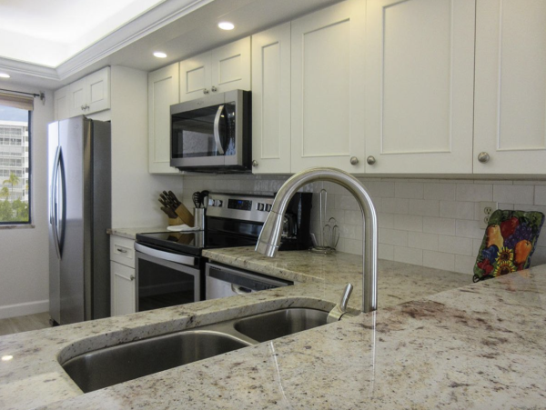 Beachfront Fort Myers Beach Rental Gulf Coast Condo with Pool & Lanai