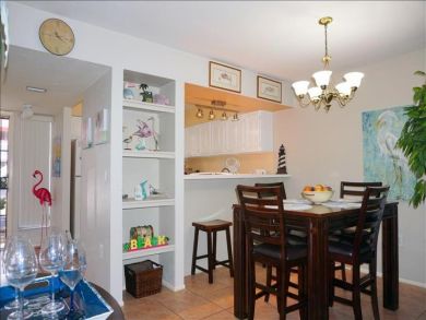 Brandenton Beach Vacation Condo Sleeps Six Guests