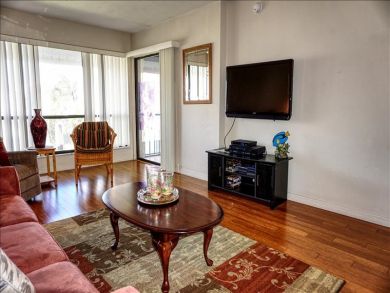 Charming Vacation Rental on Bradenton Beach. Call Today