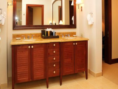 Dual vanity bathroom