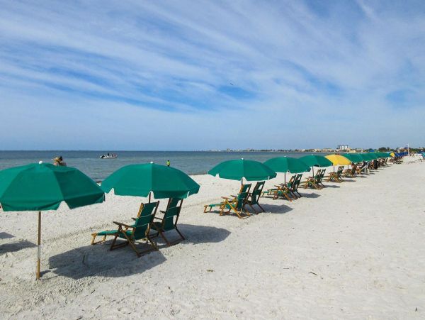 Beachfront Fort Myers Beach Vacation Rental - Luxury Gulf Coast Condo with Ocean Views