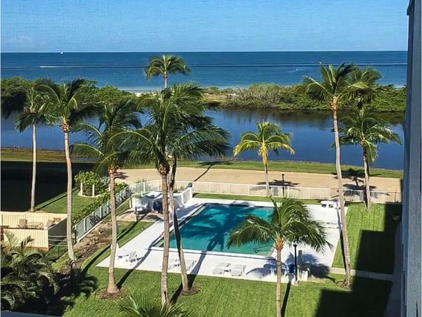 Beachfront Fort Myers Beach Vacation Rental - Luxury Gulf Coast Condo with Ocean Views