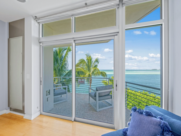 Siesta Key Luxury Vacation Rental | Gulf-Front 5 Bedroom with Pool