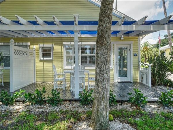 LONGBOAT KEY ON THE BEACH CONDO