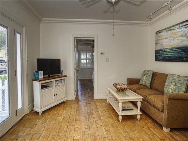 LONGBOAT KEY ON THE BEACH CONDO