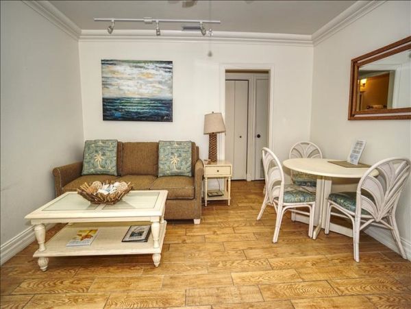 LONGBOAT KEY ON THE BEACH CONDO
