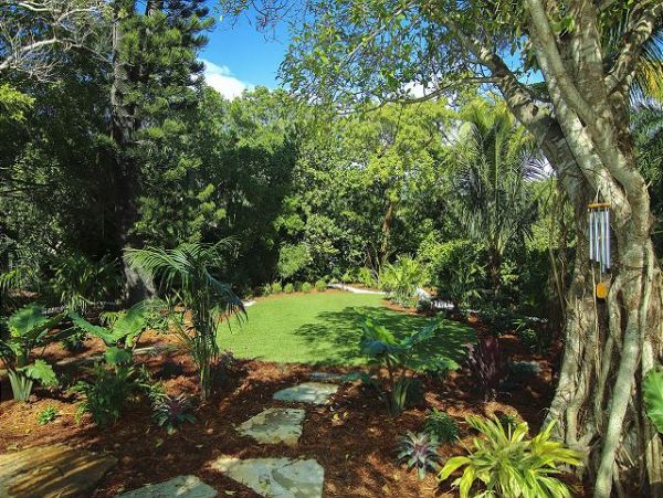 Charming Gulf Front 2 Bedroom Beach Vacation Home in Captiva