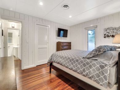 Fort Myers Vacation Vacation Home Sleeps Seven Guests