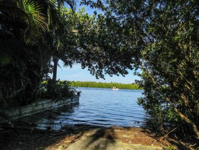 Fort Myers Vacation Vacation Home Sleeps Seven Guests