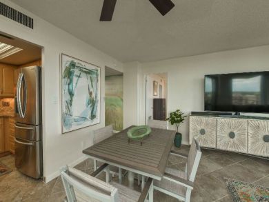 Two Bedroom Condo with Partial Gulf Views Sleeps 6