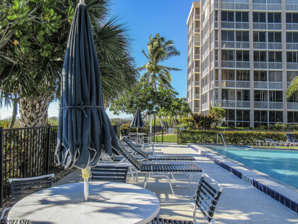 Fort Myers Beachside Lovely What A great Property Tennis, Pool Lanai