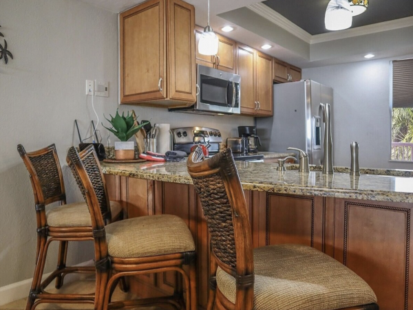 Fort Myers Lovely 2 Bedroom Vacation Condo