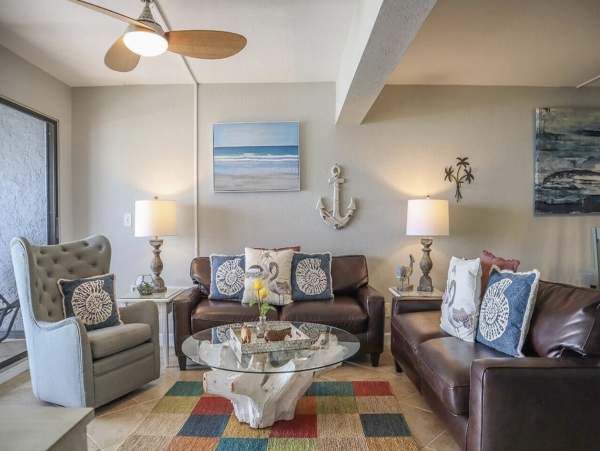 Fort Myers Lovely 2 Bedroom Vacation Condo