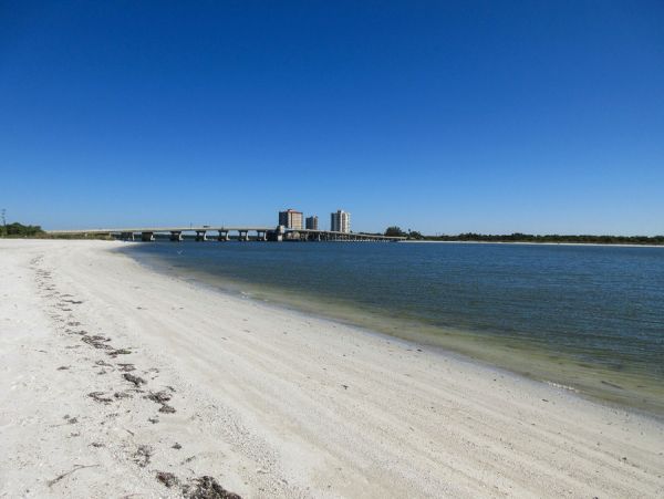 Fort Myers Vacation Condo Three Bedroom Gulf Views