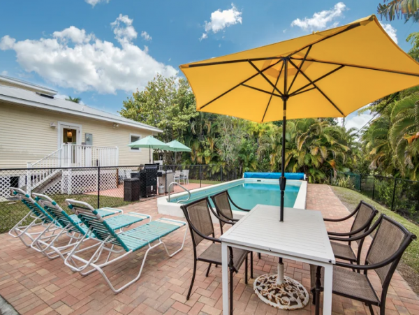 Fort Myers Beach House 700 Feet To Beach Sleeps 14 Guests