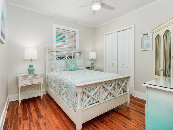 Fort Myers Beach House 700 Feet To Beach Sleeps 14 Guests