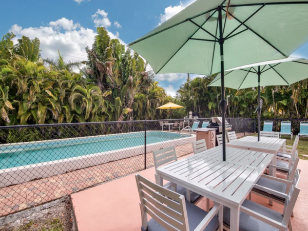 Fort Myers Beach House 700 Feet To Beach Sleeps 14 Guests