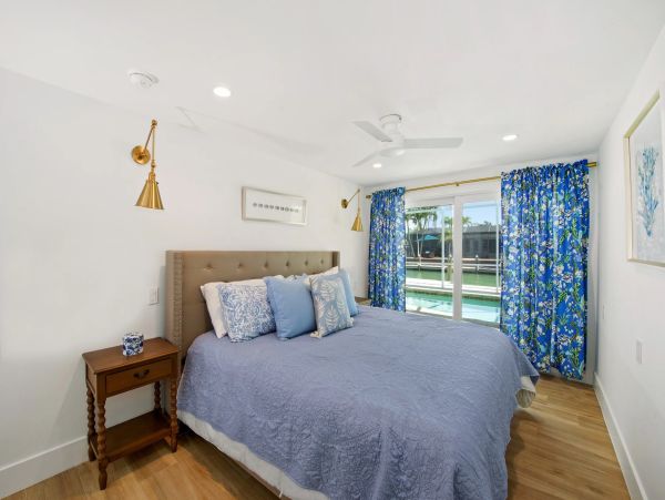 Fort Myers Vacation Home Sleeps Eight Guests.