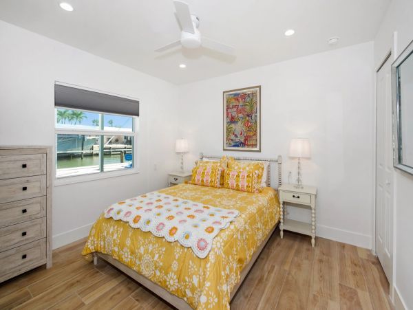 Fort Myers Vacation Home Sleeps Eight Guests.