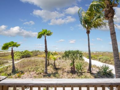 Fort Myers 3 Bedroom Vacation Duplex Rental with Pool