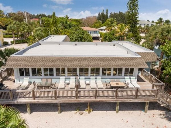 Fort Myers Beachfront 3 Bedroom Duplex With Ocean Views