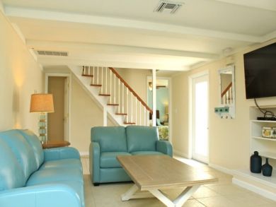 Fort Myers Home 907500