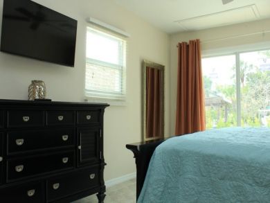 Fort Myers Home 907500