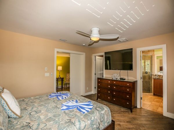 Fort Myers Vacation Home Sleep Ten Guests,