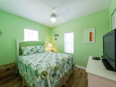 On Beach Fort Myers Vacation Home Three Bedrooms Sleep 6