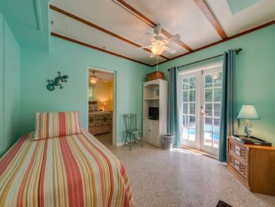 Fort Myer Vacation Home Sleeps Eight Guests.