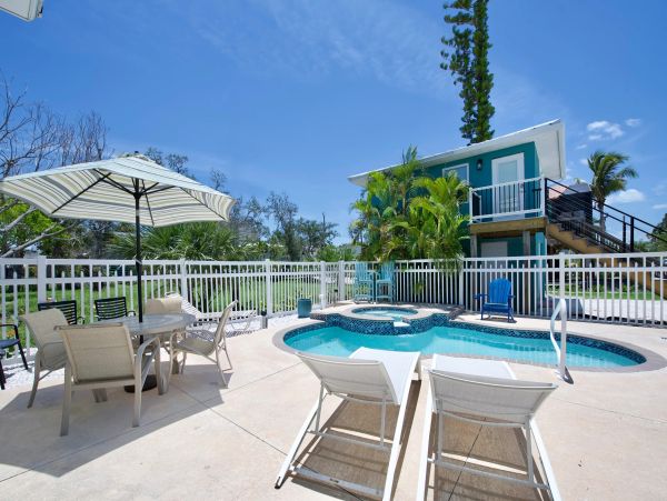 Fort Myers Walk to Beach Pool Home
