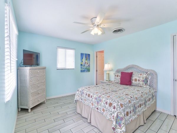 Fort Myers Home 907524