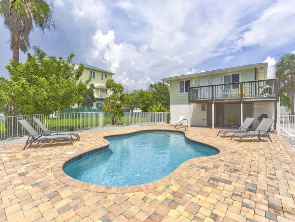Fort Myers Home 907524